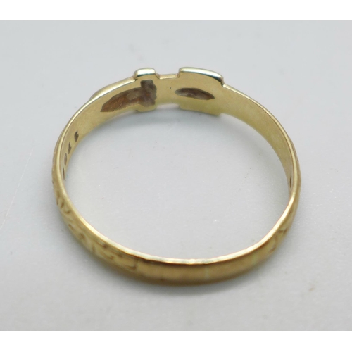 985 - A 9ct gold buckle ring, 1.9g, Q/R