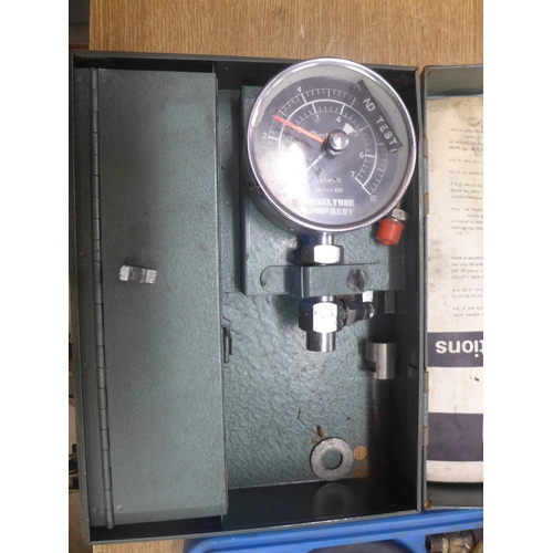 2013 - A Sykes-Pickavant diesel engine compression tester - no. 014300 and a Dunedin Dieseltune dies tester... 