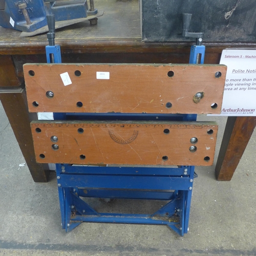 2031 - A Draper folding work bench