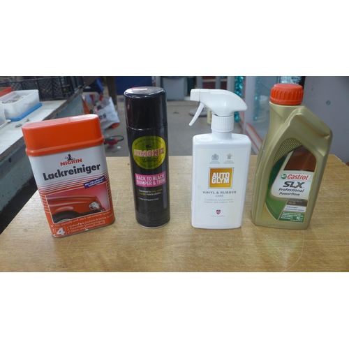 2046 - A quantity of automotive cleaning equipment including various Auto Glym products, Back to Black, Ant... 