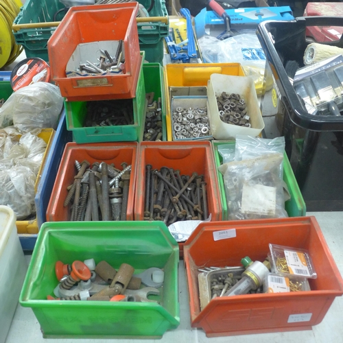 2051 - A large quantity of assorted nuts and bolts (mainly bolts)