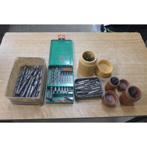 2055 - A quantity of drill bits in assorted sizes