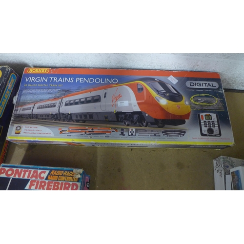 Hornby virgin pendolino digital train deals set r1076