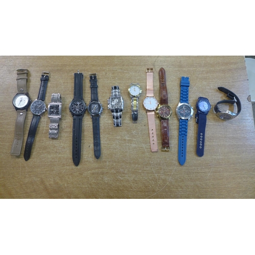 2102 - Twelve wristwatches