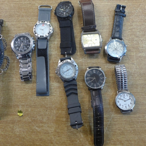 2103 - Twelve wristwatches