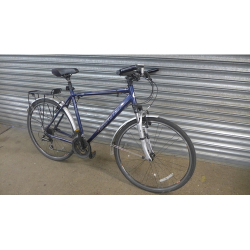 2141 - A men's Claud Butler Explorer 200 bicycle - unused for 3 years