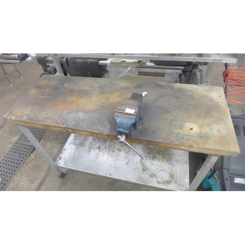 A Metal Framed Work Bench With Wooden Bench Top No 2 Bench Vice And   1101047519 PREVIEW.JPG