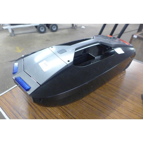 2229 - A Baiting 500v3 radio controlled bait boat - model no. 3151v3 with storage back, instructions, batte... 