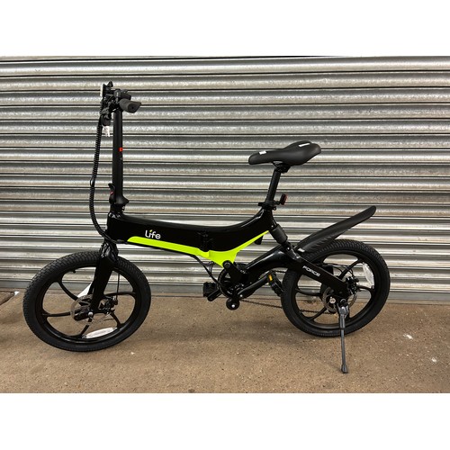 2145A - A Li-Fe force black and green folding electric bike - with keys, charger and instruction manual - un... 