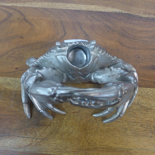 1331 - A silver wine bottle holder in the form of a crab