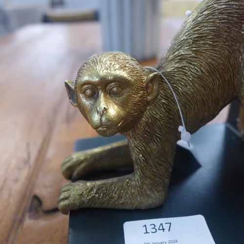 1347 - A pair of monkey bookends, H 20cms (701717)   #