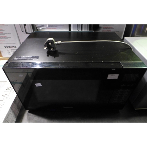 3027 - Panasonic Combi Microwave  - Model No NN-CT56JBBPQ , Original RRP £164.99 + vat (311-392)    * This ... 