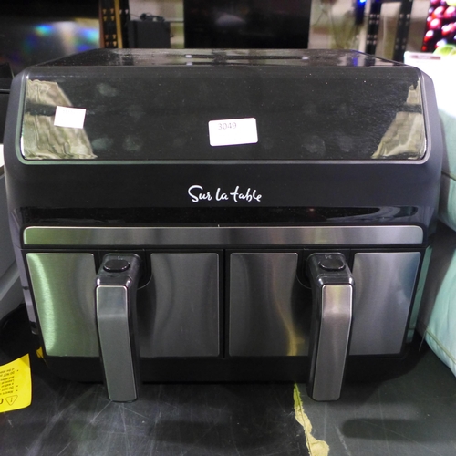 3049 - Sur La Table Double Air Fryer (311-337)    * This lot is subject to vat