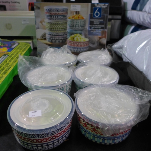 3050 - Microwavable Bowls With Lids  (311-363)    * This lot is subject to vat