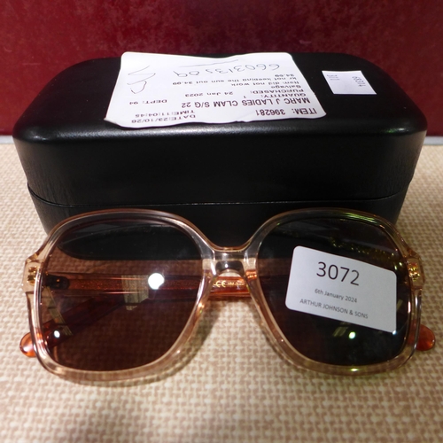 3072 - Marc Jacobs Ladies Clam Sunglasses (311-182)    * This lot is subject to vat