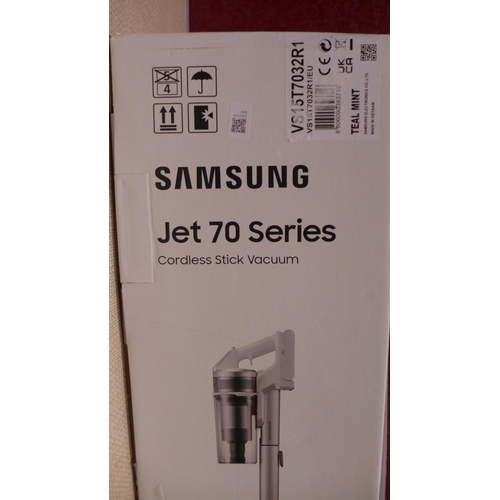 3083 - Samsung Jet Pet Stick Vacuum Cleaner, with battery and charger  Original RRP £299.99 + vat (311-235)... 