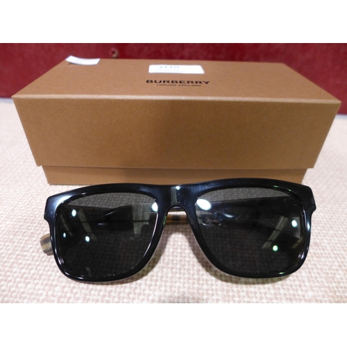 3110 - Burberry Black Plastic Sun Glasses (4293 3806/87)     (311-385)    * This lot is subject to vat