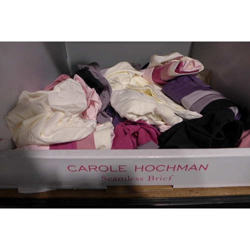 Assorted ladies Carole Hochman seamless briefs, mixed size/colour *This lot  is subject to VAT