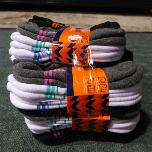 3175 - Five packs of eight women's Ellesse trainer socks - UK size 4-8 - mixed colours (40 pairs in total) ... 