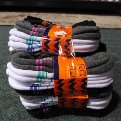 3178 - Five packs of eight women's Ellesse trainer socks - UK size 4-8 - mixed colours (40 pairs in total) ... 