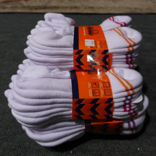 3209 - Five packs of 8 women's Ellesse trainer socks - UK size 4-8 - white (40 pairs in total) * This lot i... 