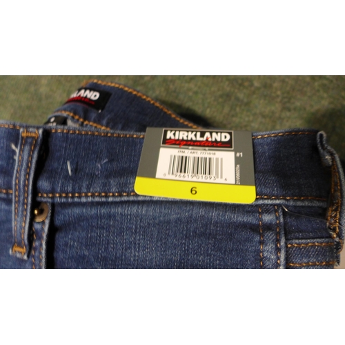 3229 - Five pairs of lady's Kirkland Signature jeans - sizes 4 and 6 * This lot is subject to VAT