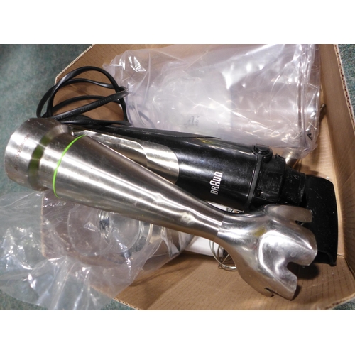 3274 - Braun Hand Blender        (308-169/905) * This lot is subject to VAT