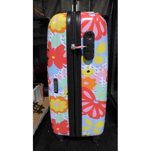 3284 - American Tourister hardside spinner Disney Carry On Case        (311-206)    * This lot is subject t... 