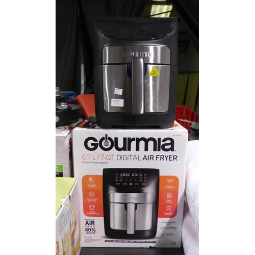 3292 - Gourmia Air Fryer 7Qt     (311-165)    * This lot is subject to vat