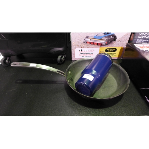 3348 - Stainless steel Reduce Mug and Kirkland Signature Frying Pan (311-433)    * This lot is subject to v... 