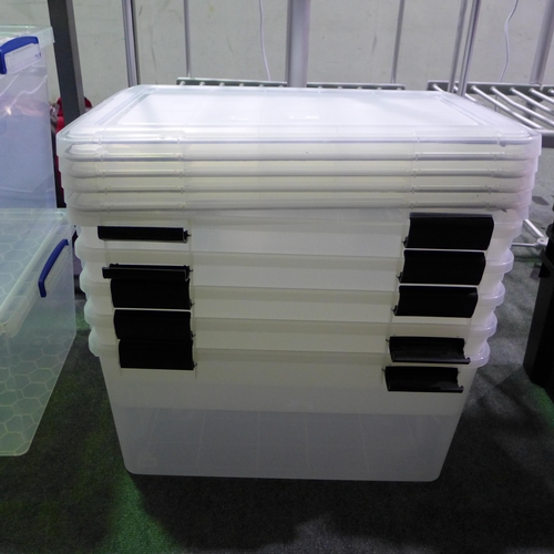 3355 - Five plastic storage boxes w lids, damaged