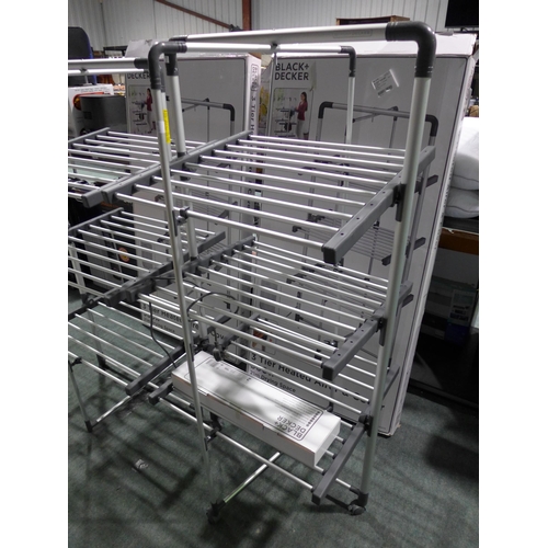 3363 - B&D Heated Tower Airer    (311-252)    * This lot is subject to vat