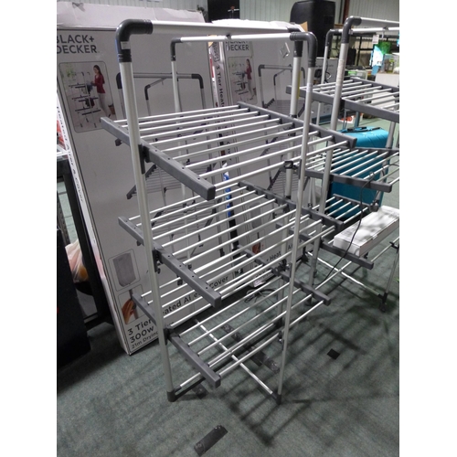 3364 - B&D Heated Tower Airer    (311-230)    * This lot is subject to vat