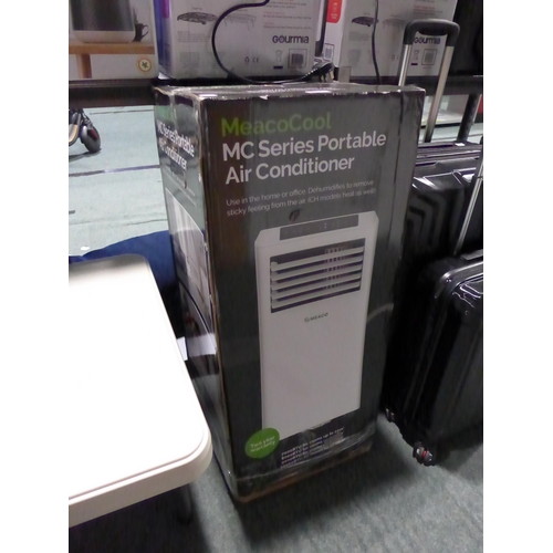 3367 - Meaco 9K Btu Portable Aircon Unit - No Remote  (311-261)    * This lot is subject to vat