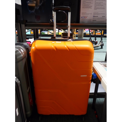 3369 - American Tourister Jetdriver Large 79Cm 4 wheel spinner Luggage Case - Orange  (311-266)    * This l... 