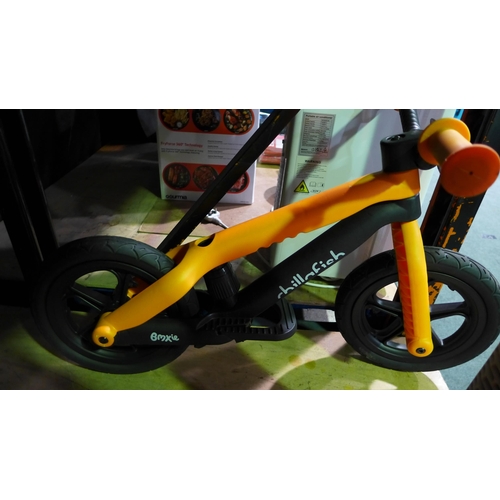 3404 - Chillafish Kid's Balance Bike (306-234) * This lot is subject to VAT