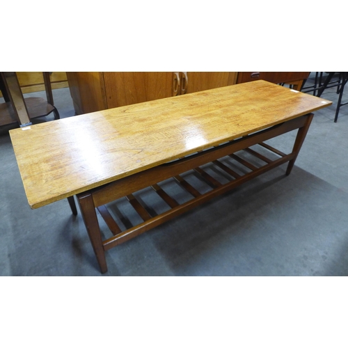 184 - A teak rectangular coffee table