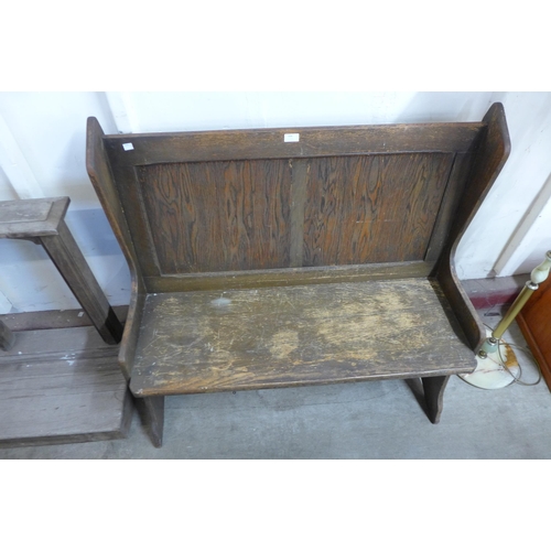 394 - An oak pew