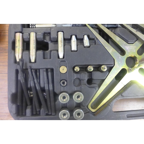 2307 - A Klan Tools KL 0500 mounting tool set for clutch/flywheel  *This lot is subject to VAT