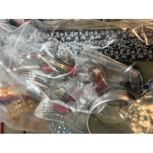 2084C - Two bags of costume jewellery