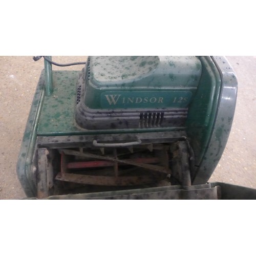 2155A - Windsor lawn mower