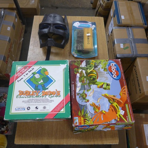 2334B - Large quantity of assorted toys and games