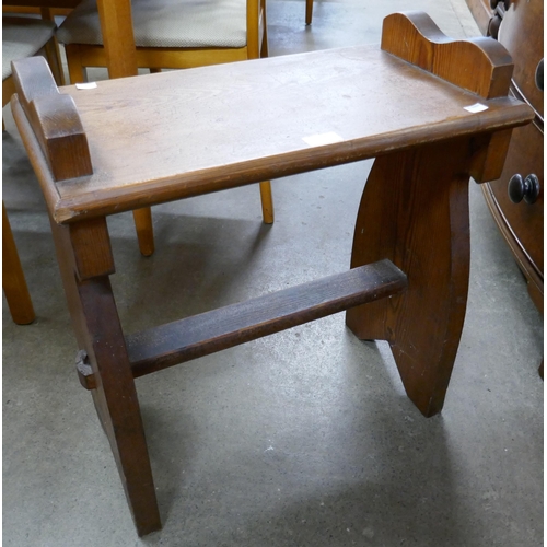 122 - A Victorian pitch pine stool