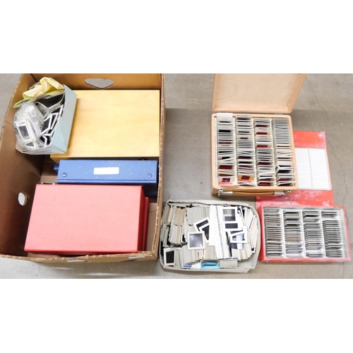 1075 - A box of photographic slides, eight boxes and some loose **PLEASE NOTE THIS LOT IS NOT ELIGIBLE FOR ... 