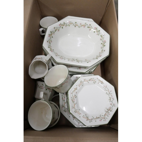 1092 - Two boxes of Eternal Beau tea and dinnerwares **PLEASE NOTE THIS LOT IS NOT ELIGIBLE FOR POSTING AND... 