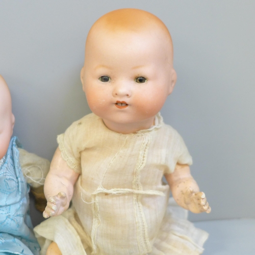 620 - Three antique bisque head Armand Marseille Dream Baby dolls, one with sleep eyes, tallest 23cm