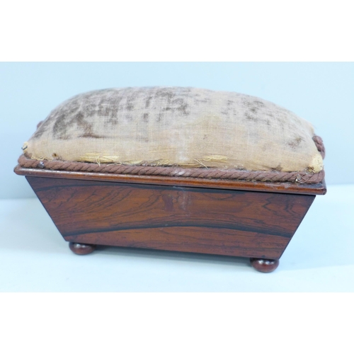 622 - An early 19th Century rosewood sewing box with pin cushion lid, 14cm