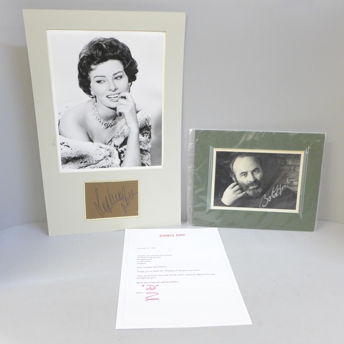 673 - An autograph selection; Sophia Loren, Doris Day letter and Bob Hoskins