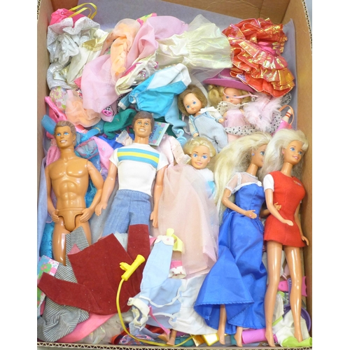 714 - Vintage 1980s and 1990s Mattel Barbie and Ken dolls and extras