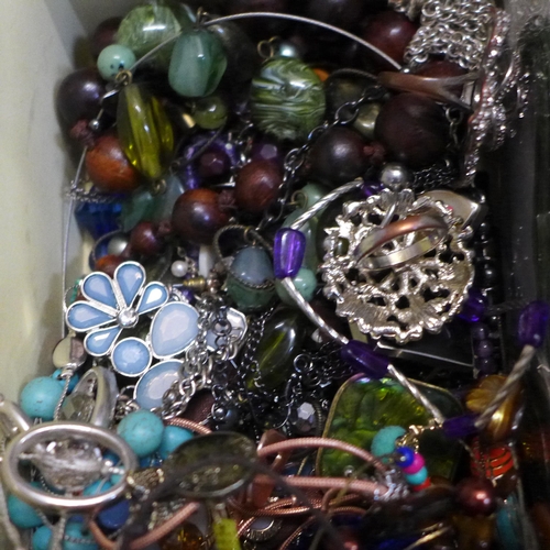 755 - A collection of costume jewellery